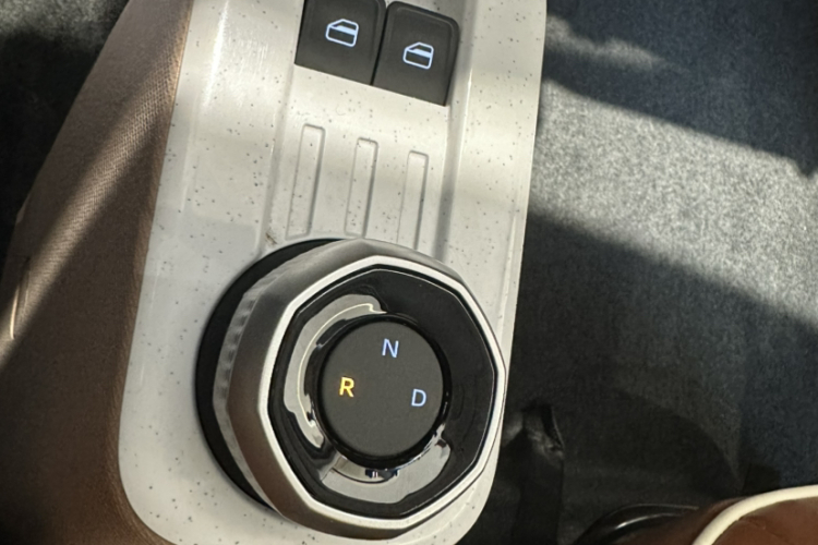 吉利银河 2024款 熊猫mini 200km 耐力熊局部细节9007