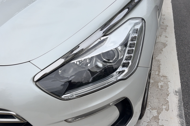 DS 5 2013款 1.6T 雅致版THP160局部细节36