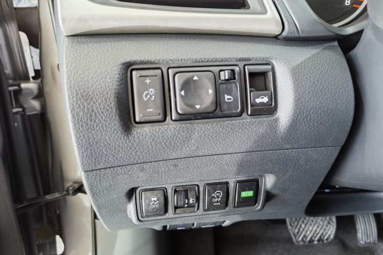 日产 轩逸 2024款 经典 1.6XE CVT舒适版中控内饰7009