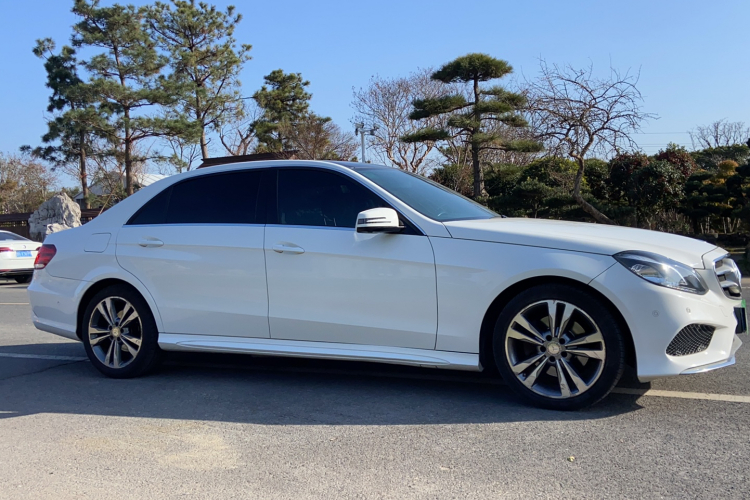 奔驰E级 2015款 改款 E 260 L 运动时尚型车身外观6002