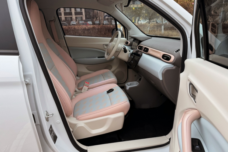 零跑汽车 零跑T03 2025款 310舒享版中控内饰7003