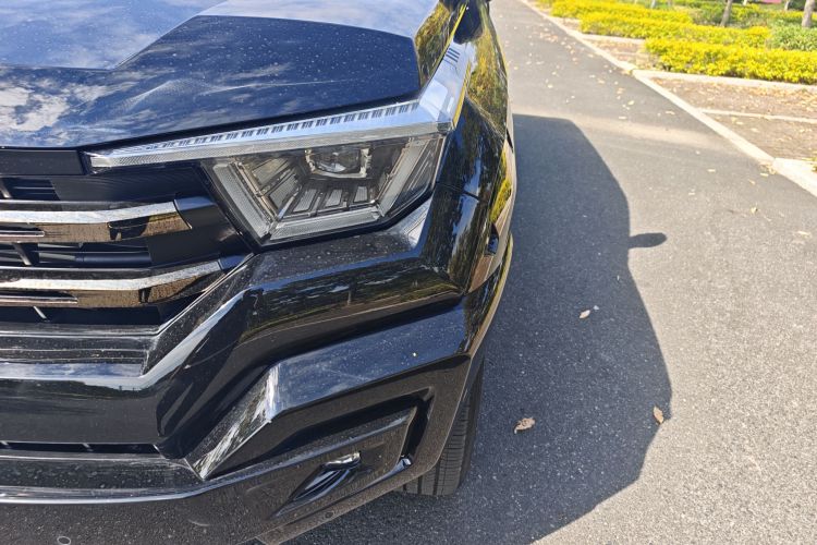 坦克400 2025款 2.0T 汽油版车身外观6005