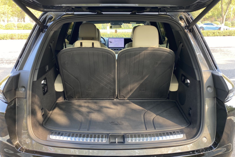 理想汽车 理想L8 2023款 Pro局部细节23