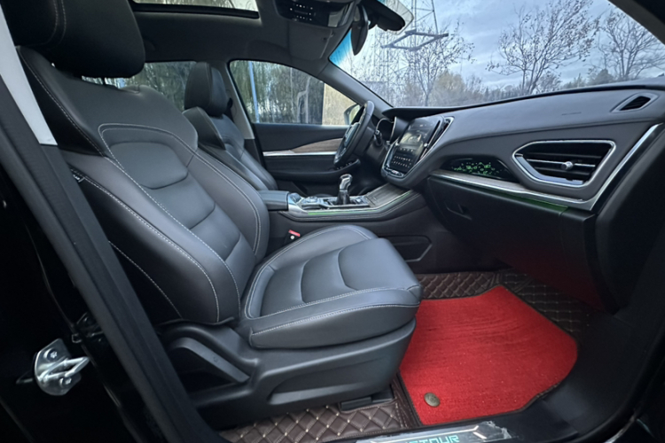 捷途X70 2020款 1.5T 手动尊行版 5座中控内饰7002