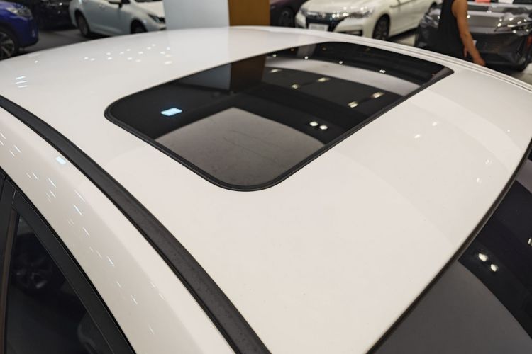 吉利汽车 帝豪 2017款 三厢百万款 1.5L 手动向上版局部细节57