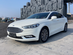 福特 蒙迪欧 2017款 改款 EcoBoost 180 豪华型