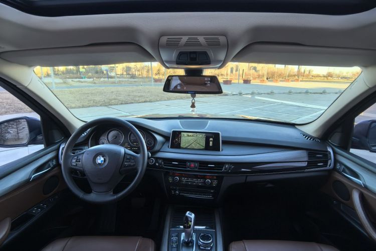 宝马X5（平行进口）中控内饰7002