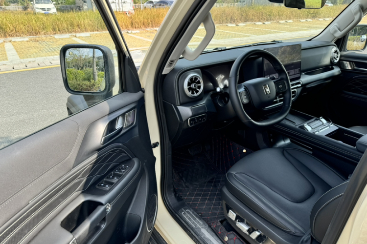 坦克300新能源 2024款 Hi4-T中控内饰7002