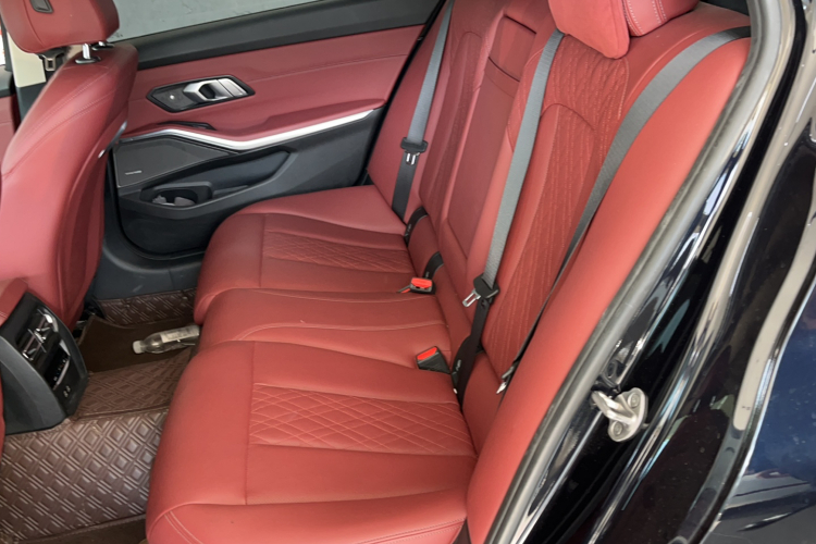 宝马3系 2023款 325Li M运动曜夜套装中控内饰7001