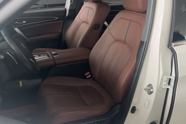 本田UR-V 2020款 370TURBO 四驱尊耀版局部细节19