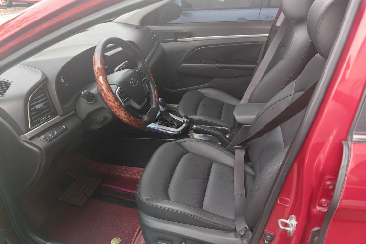 现代 领动 2016款 1.6L 自动智炫·豪华型中控内饰7001