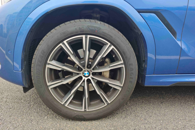 宝马X6 2020款 xDrive30i M运动套装车身外观6004