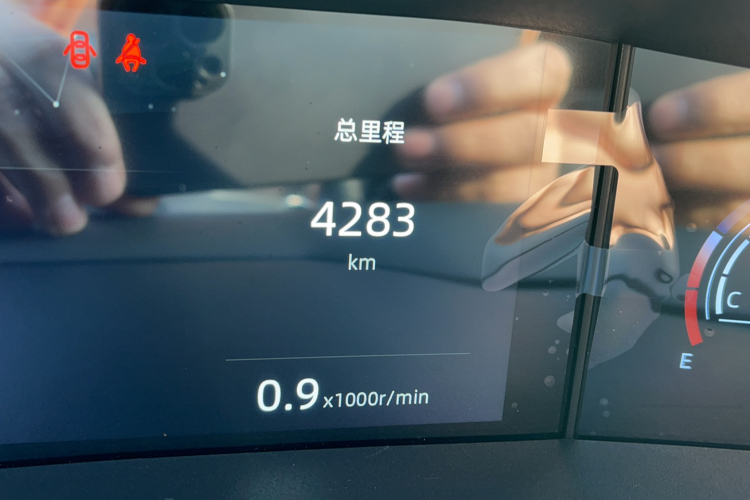 长安UNI-V 2024款 1.5T 尊贵运动型中控内饰15