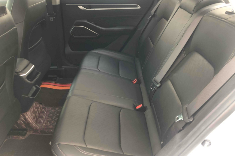 吉利汽车 帝豪 2023款 第4代冠军版 1.5L CVT豪华型中控内饰7007