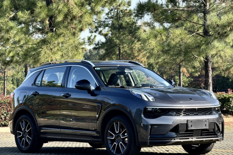 领克01 2024款 2.0TD 两驱全球Pro车身外观6004