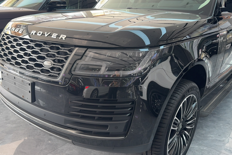 路虎 揽胜 2021款 3.0 L6 传世加长经典版局部细节36