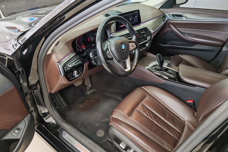 宝马5系 2020款 530Li 领先型 豪华套装局部细节19