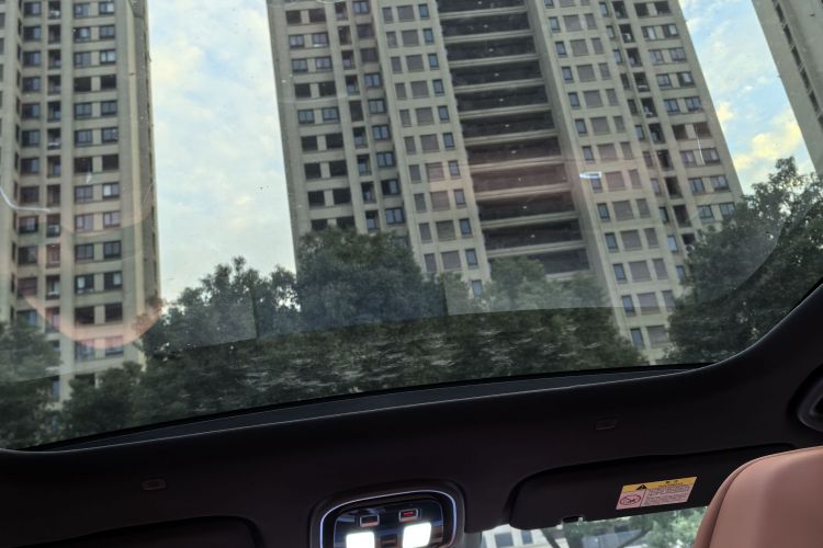 深蓝汽车 深蓝S07 2024款 215Max 乾崑智驾ADS SE增程版中控内饰7010