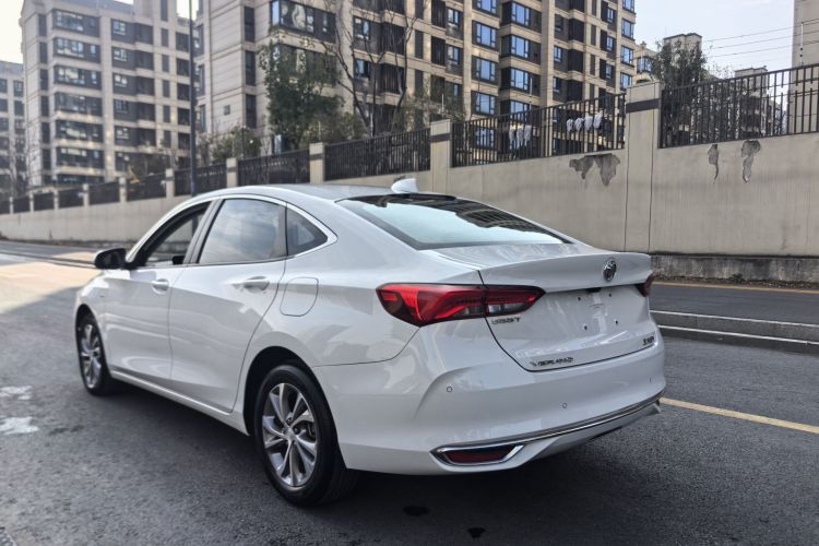 别克 威朗 2022款 Pro 533T 乐趣版车身外观6008