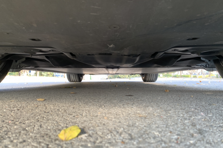 特斯拉 Model Y 2022款 改款 后轮驱动版车身外观6005