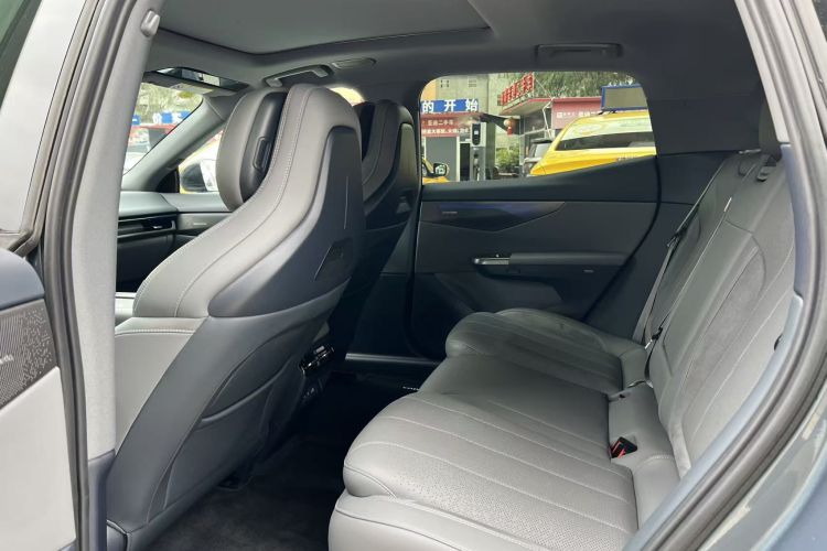 领克07 2024款 EM-P 126长续航 Ultra车身外观6004