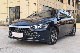 比亚迪 秦PLUS 2024款 荣耀版 DM-i 120KM领先型