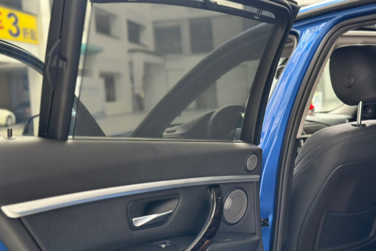 宝马3系 2018款 320Li M运动曜夜版中控内饰7011