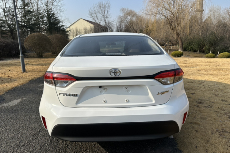 丰田 雷凌 2023款 TNGA 1.5L CVT进取版车身外观6004