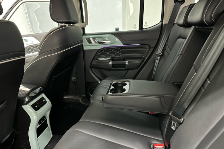 坦克300 2023款 2.0T 铁骑02中控内饰7014