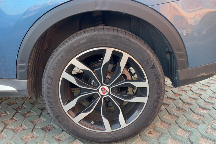 荣威RX5 2016款 20T 两驱自动互联网智享版车身外观6001