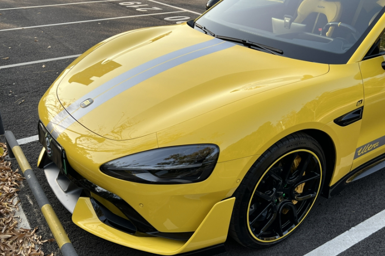 小米汽车 小米SU7 Ultra 2025款 Ultra车身外观6007