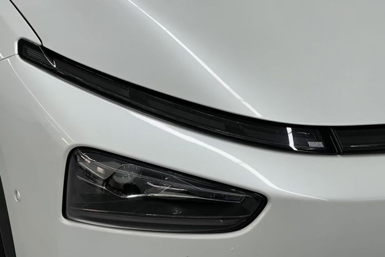 小鹏G3 2022款 G3i 520N+车身外观6003