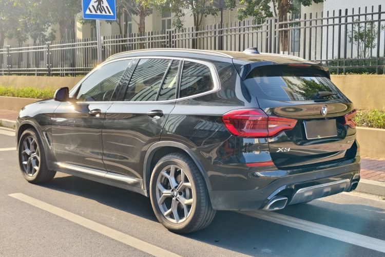 宝马X3 2021款 xDrive28i 豪华套装车身外观6005