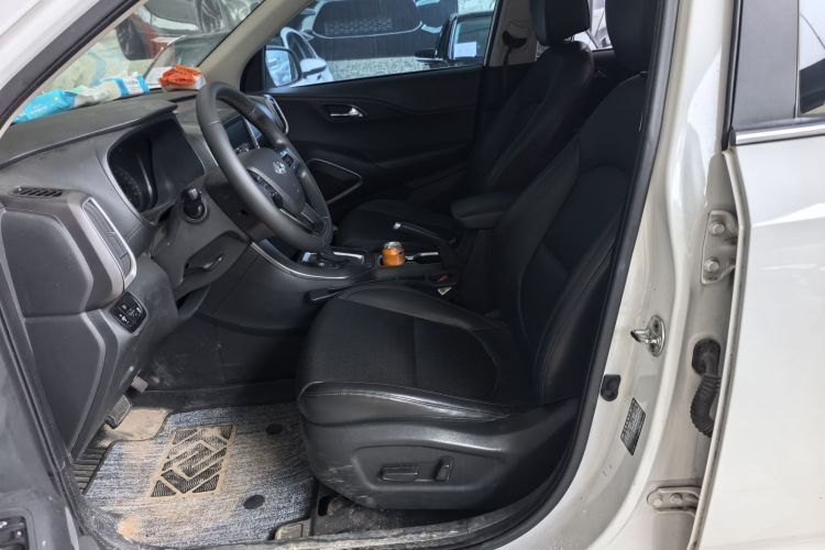 北京现代ix35 2020款 2.0L 自动两驱智勇·畅享版中控内饰7004