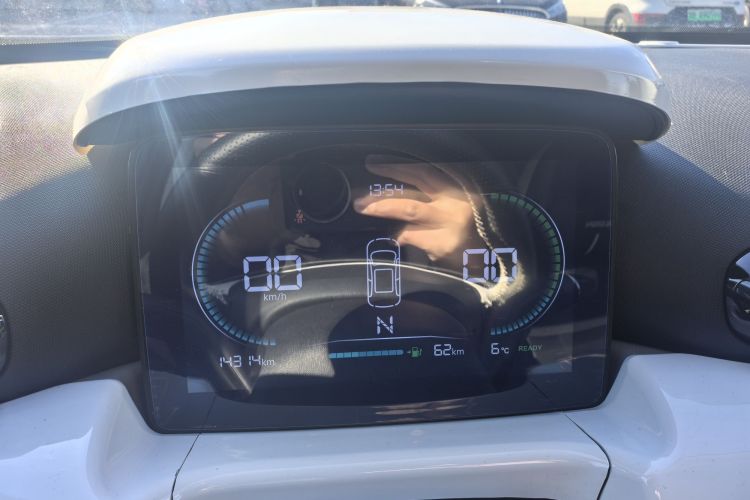 零跑汽车 零跑T03 2023款 200轻享版中控内饰15