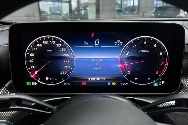 奔驰C级 2022款 改款 C 200 L 运动版中控内饰15