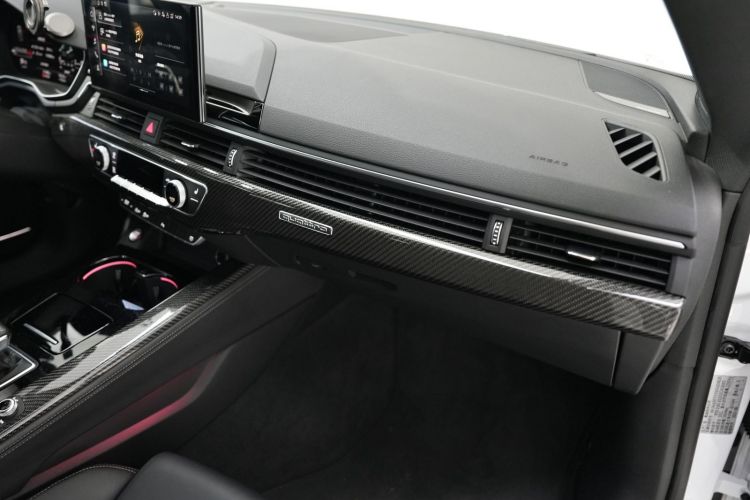 奥迪RS 5 2021款 RS 5 2.9T Sportback 暗金版中控内饰7007