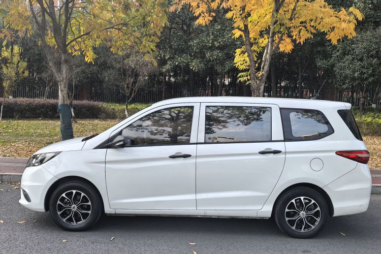 长安凯程 长安欧尚A600EV 2021款 轻快版车身外观6002