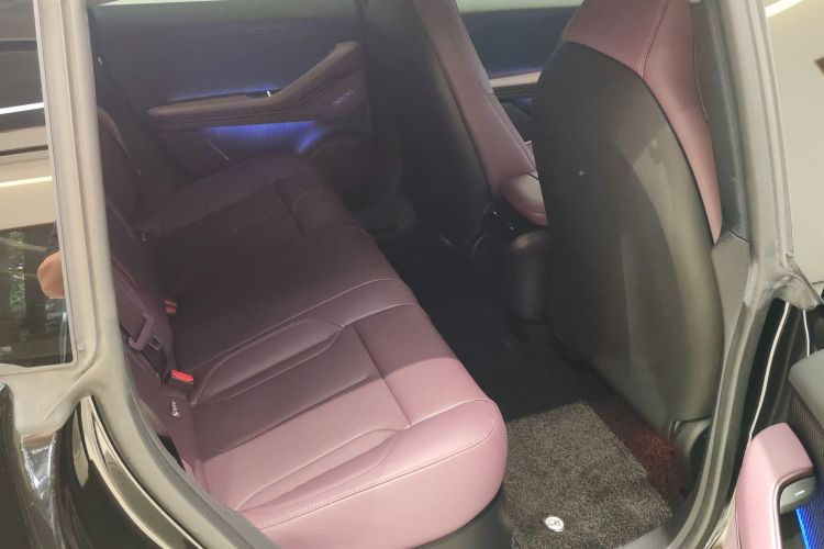 蔚来ET5 2022款 75kWh中控内饰7003