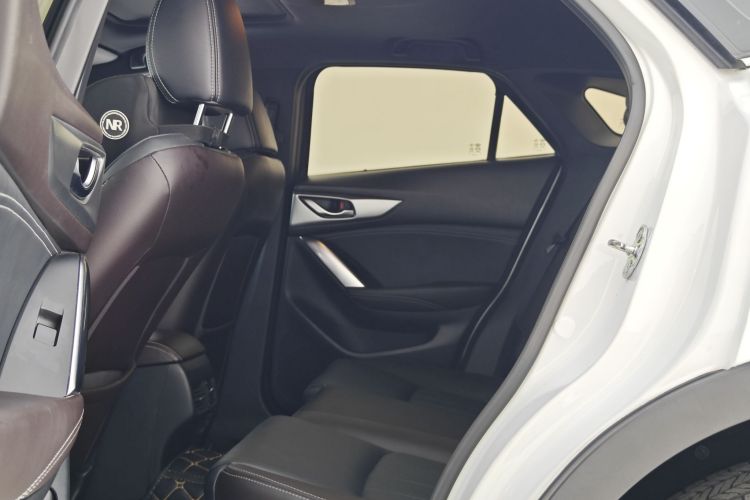 马自达CX-4 2016款 2.5L 自动四驱蓝天激情版中控内饰7009