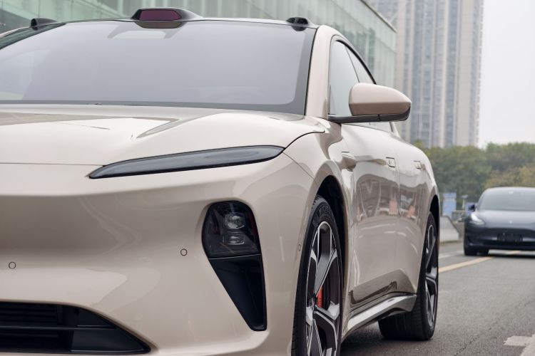 蔚来ET5 2022款 75kWh车身外观6008