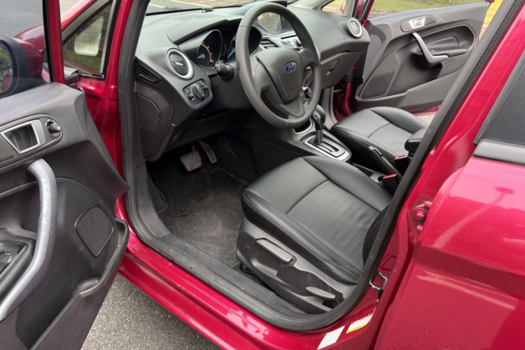 福特 嘉年华 2013款 两厢 1.5L 自动时尚型中控内饰7002