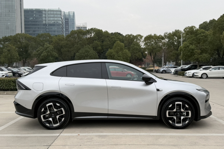 小鹏G7 2025款 702 超长续航 Max车身外观6007