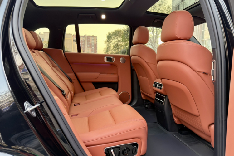 理想汽车 理想L7 2023款 Pro中控内饰7006