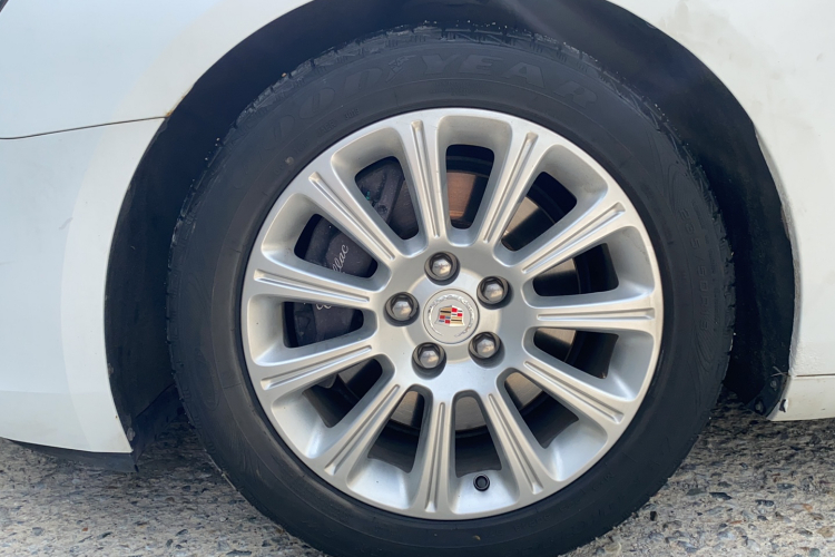 凯迪拉克XTS 2015款 28T 舒适型车身外观6008