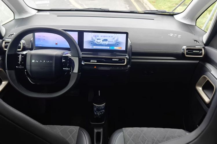 宝骏KiWi EV 2023款 大疆版 磷酸铁锂中控内饰7003