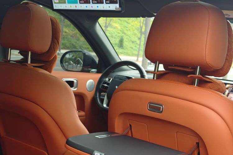 理想汽车 理想L9 2024款 Ultra中控内饰7004