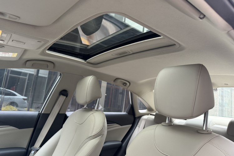 别克 英朗 2021款 典范 1.5L 自动精英型中控内饰7004