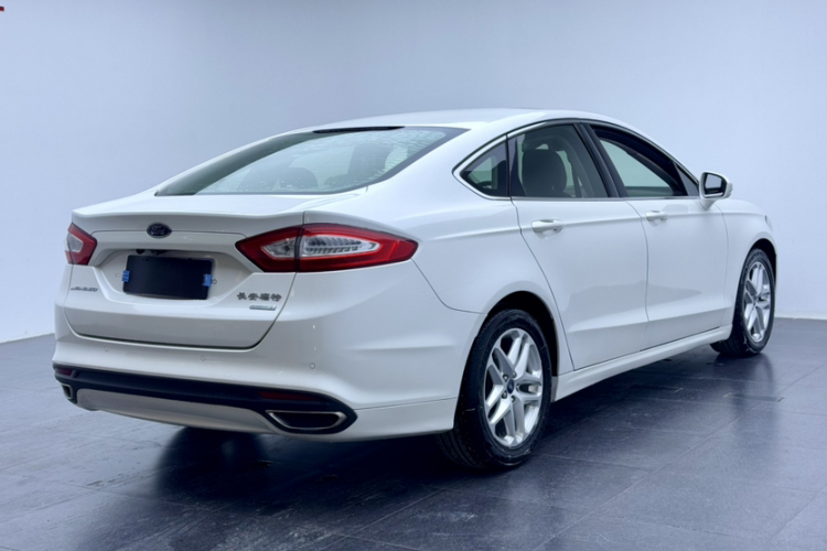 福特 蒙迪欧 2013款 1.5L GTDi180时尚型车身外观6007