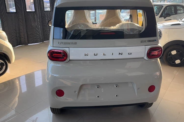 五菱汽车 宏光MINIEV 2024款 第三代 215km 青春版车身外观6004